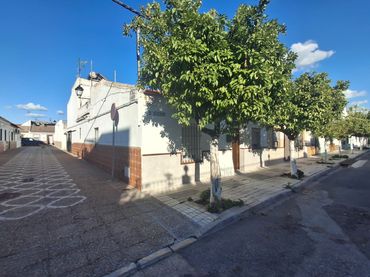 Casa pareada en venta en Calle Ronda Oeste 17