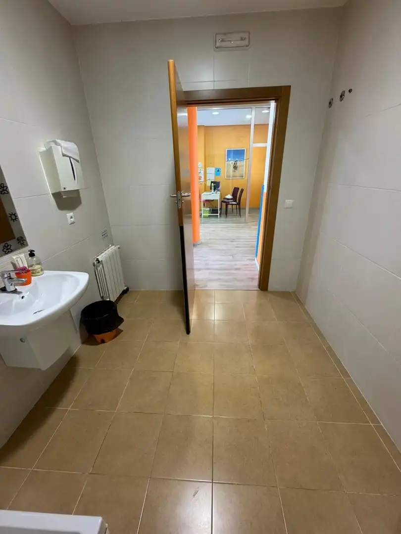 Local de alquiler en Valencia con Aire acondicionado