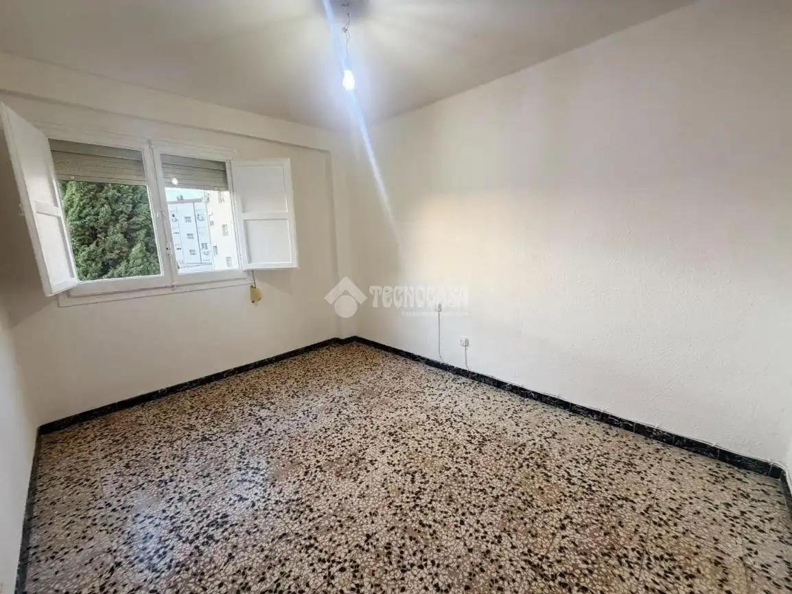 Habitación de Piso en venta en Zaragoza