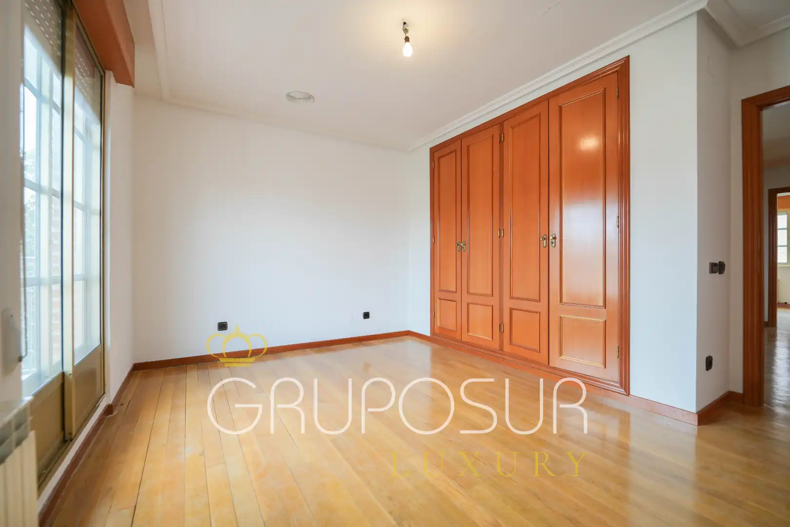 Casa aparellada amb jardí en venda a Calle Castilla y León 22, imagen 44