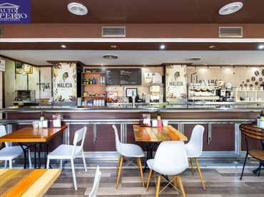 Local comercial en venda a Avenida de Madrid