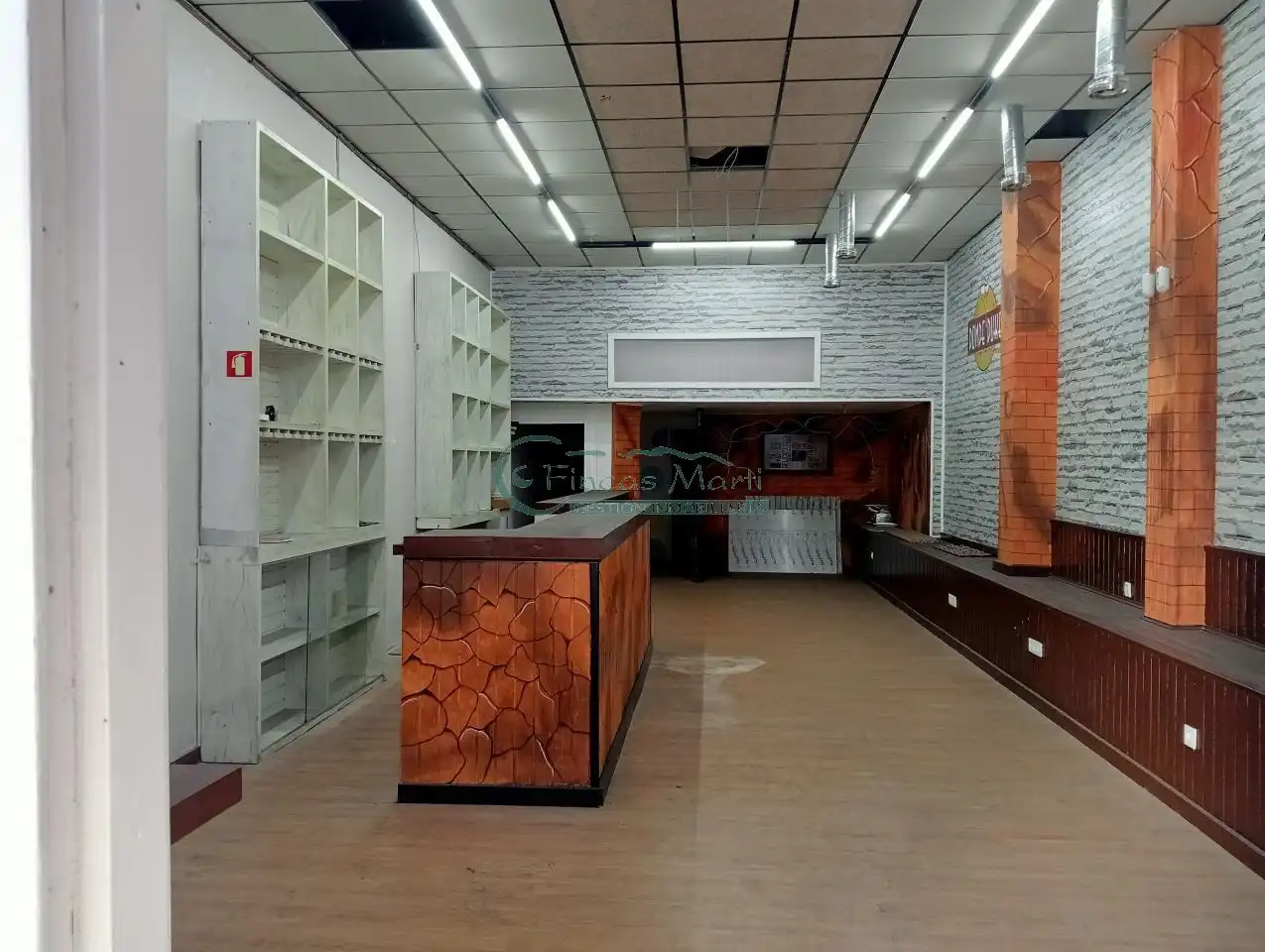 Local comercial de lloguer a Centro Urbano