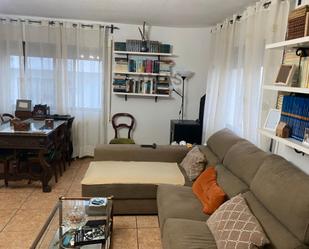 Sala d'estar de Casa o xalet en venda en Talayuela amb Aire condicionat