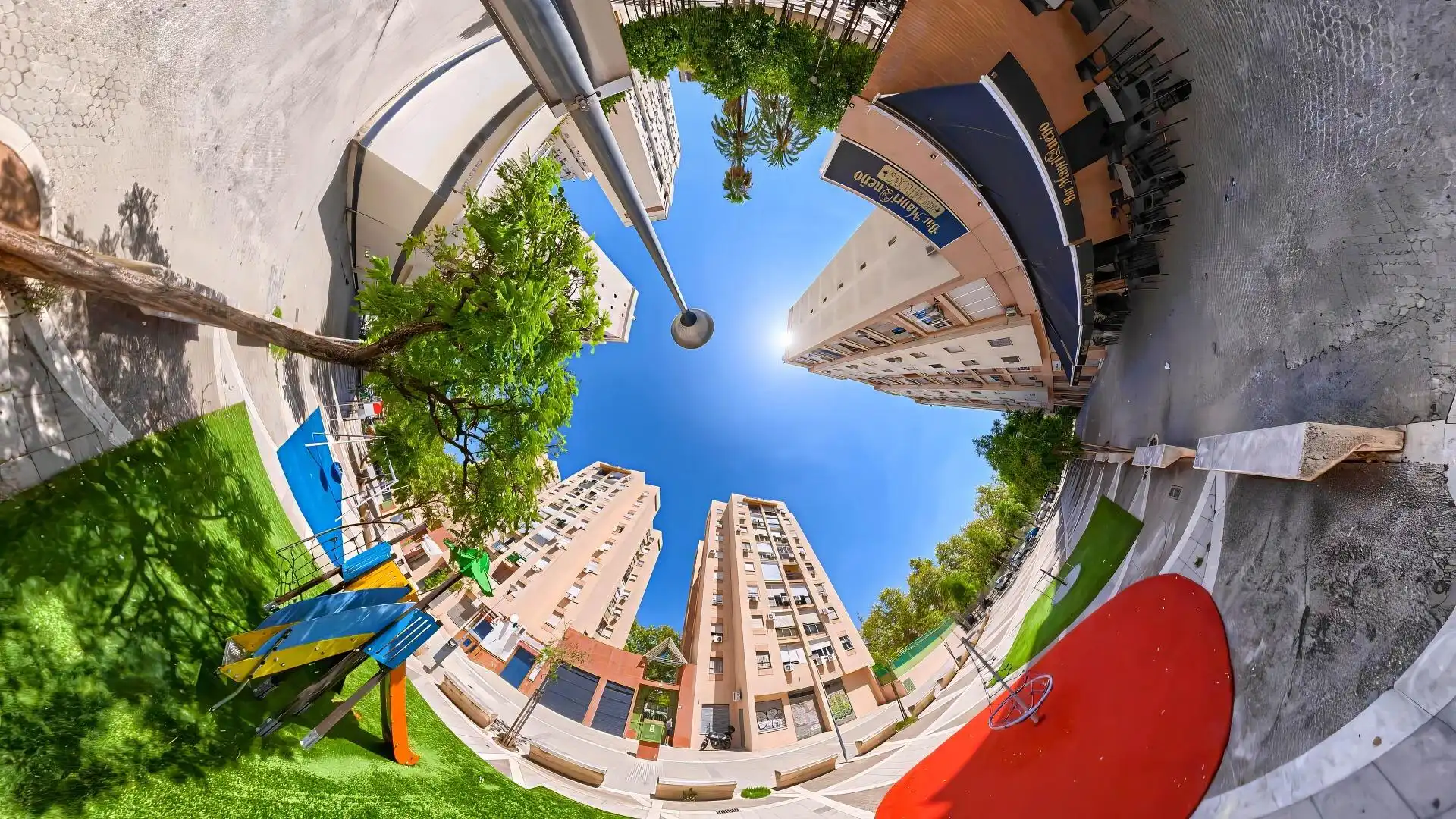 Vista exterior de Pis en venda en Sevilla amb Aire condicionat, Terrassa i Piscina comunitària
