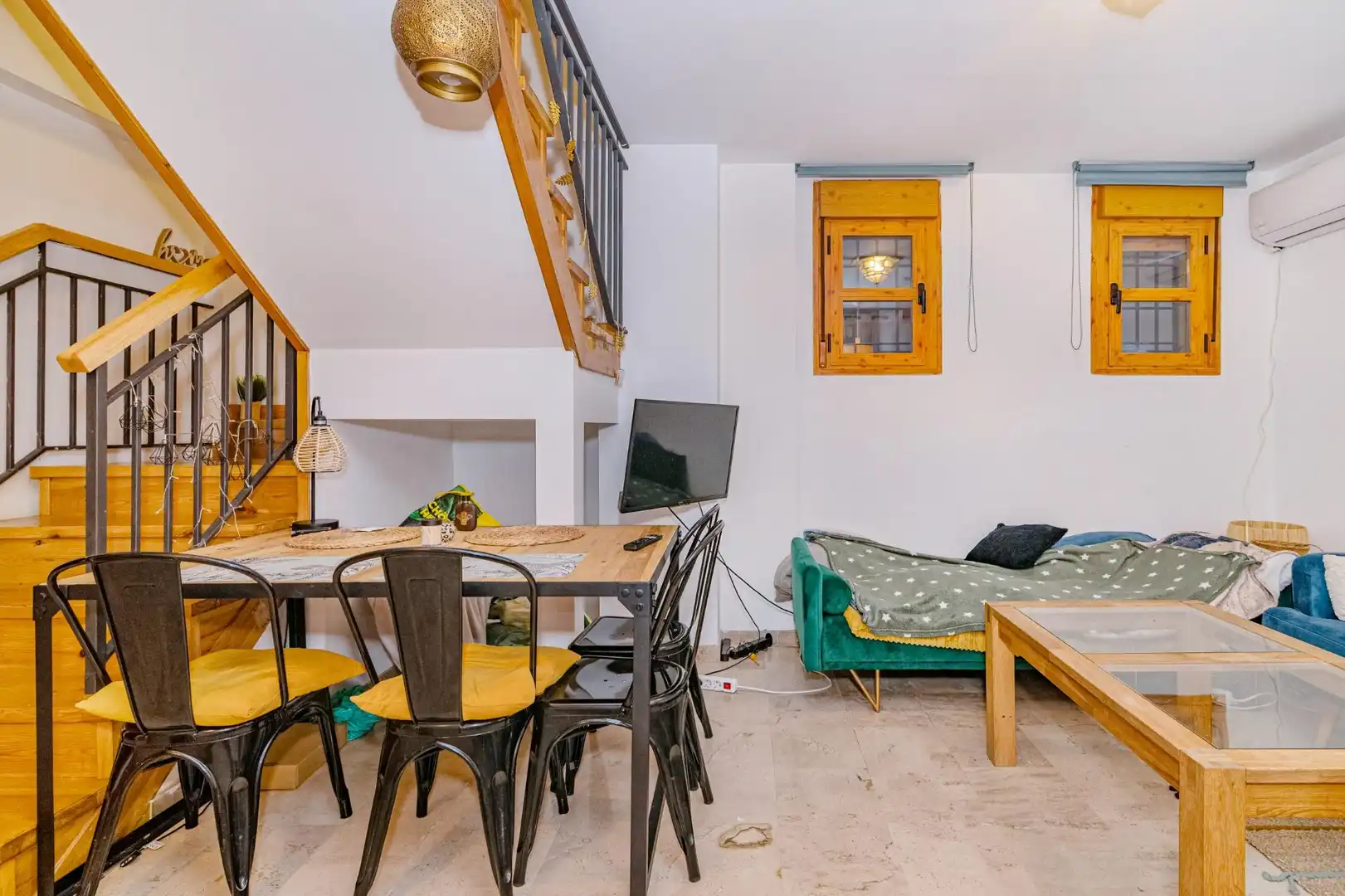 Maisonette zum Verkauf in Granada mit Klimaanlage, Heizung und Möbliert