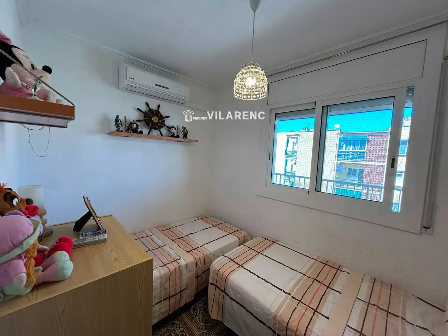 Piso con ascensor en venta en Lluis Companys, imagen 15