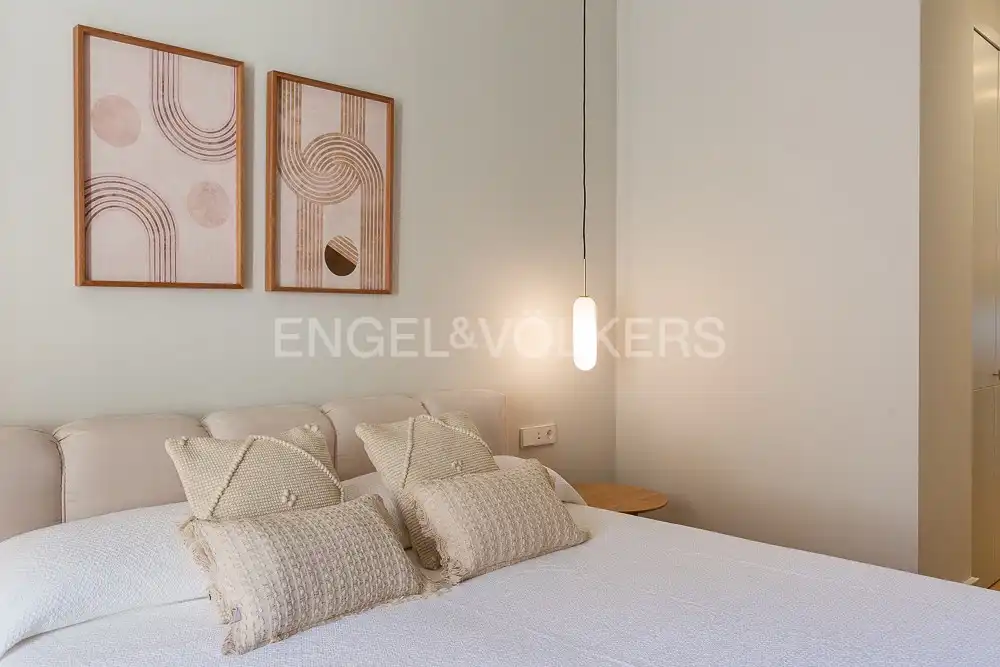 Habitación de Ático de alquiler en Valencia con Aire acondicionado, Calefacción y Terraza