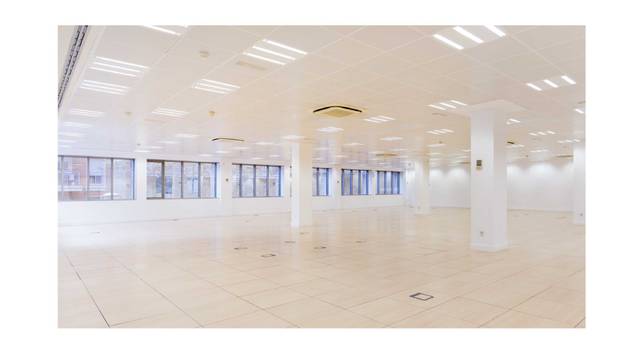 Oficina en Alquiler en Sagrada Família