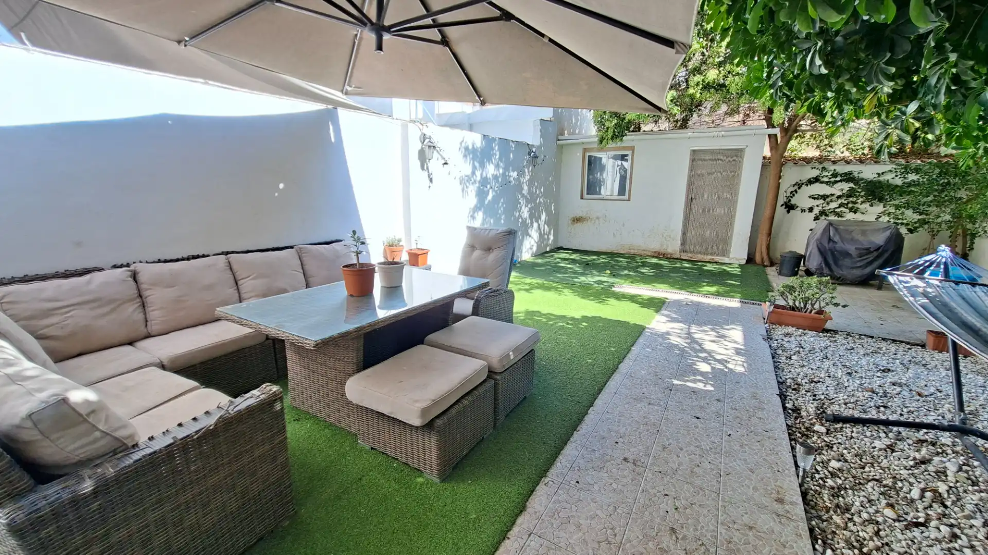 Flat with garden for sale in Carrer Bailén