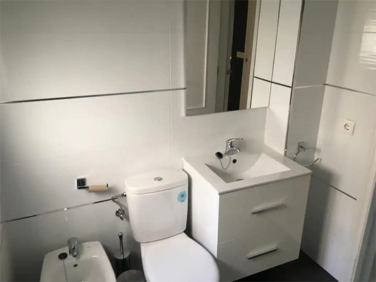 Baño de Piso en venta en Priego de Córdoba con Aire acondicionado, Jardín privado y Parquet
