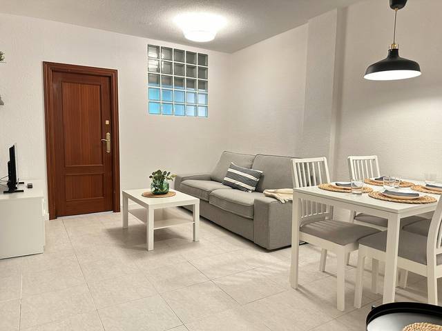 Piso en Alquiler en N/A en Aluche