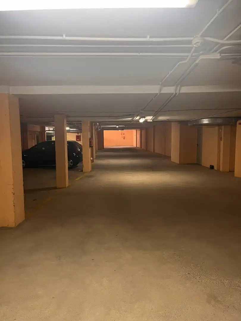 Parking de Piso en venta en Plasencia con Aire acondicionado, Terraza y Amueblado