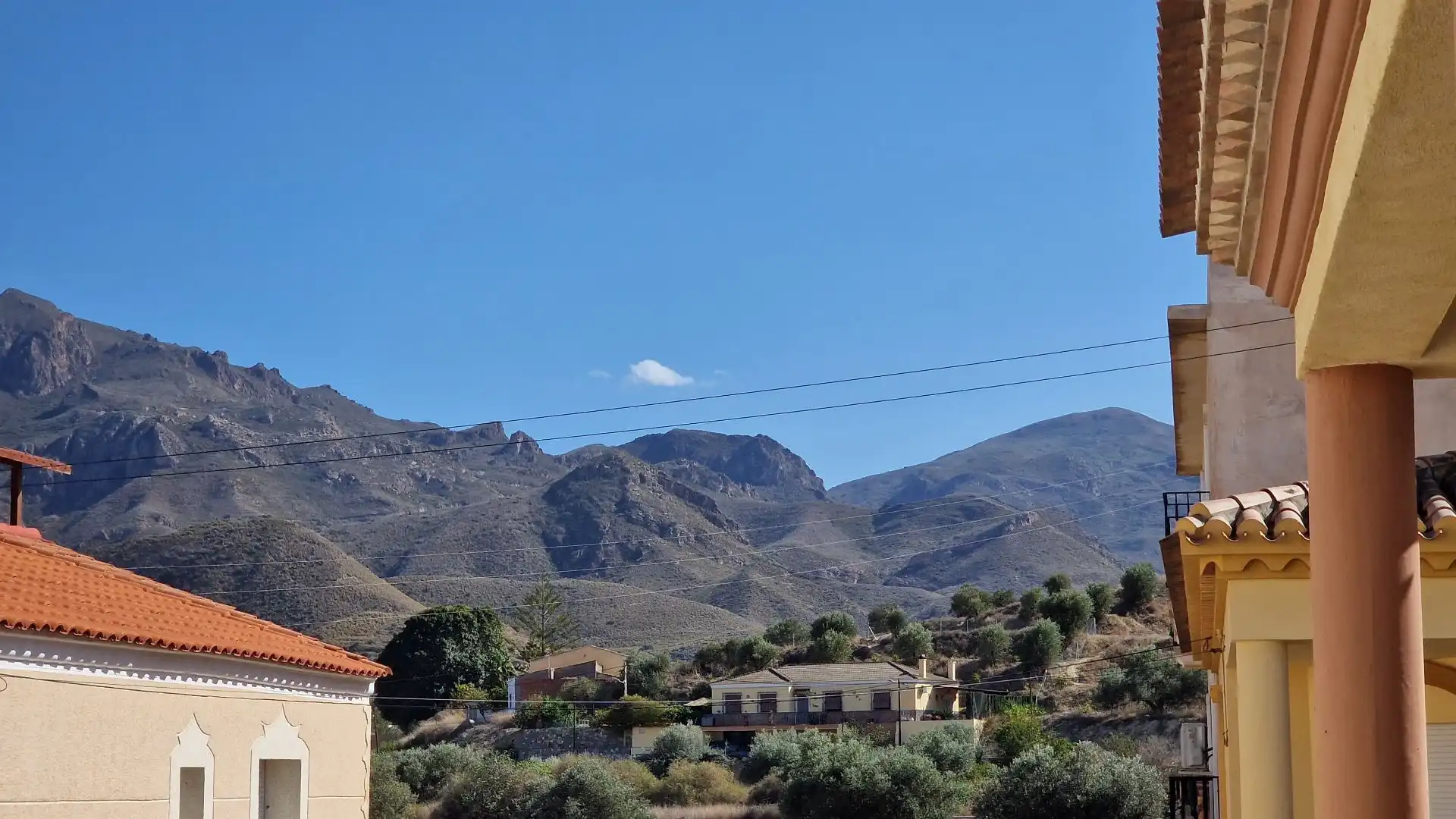 Vista exterior de Casa o xalet en venda en Turre amb Aire condicionat i Terrassa