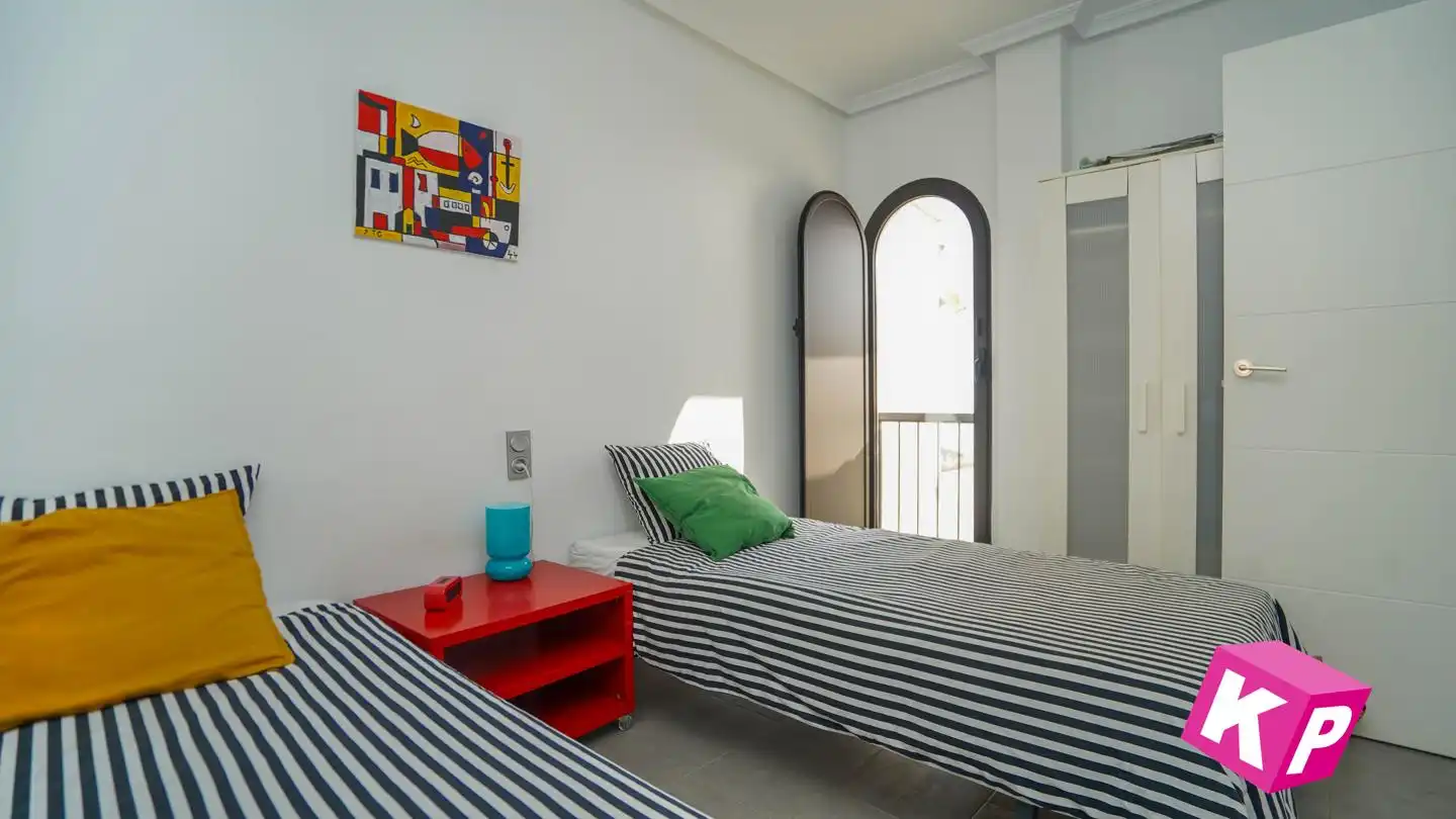 Dormitori de Casa o xalet en venda en Santa Pola amb Jardí privat, Terrassa i Traster