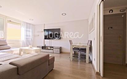 Living room of Flat for sale in Sant Boi de Llobregat  with Air Conditioner and Parquet flooring