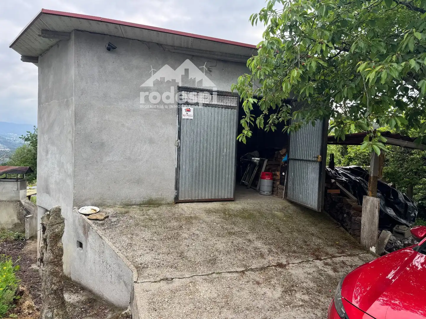 Aparcament de Casa o xalet en venda en Crecente amb Traster i Moblat