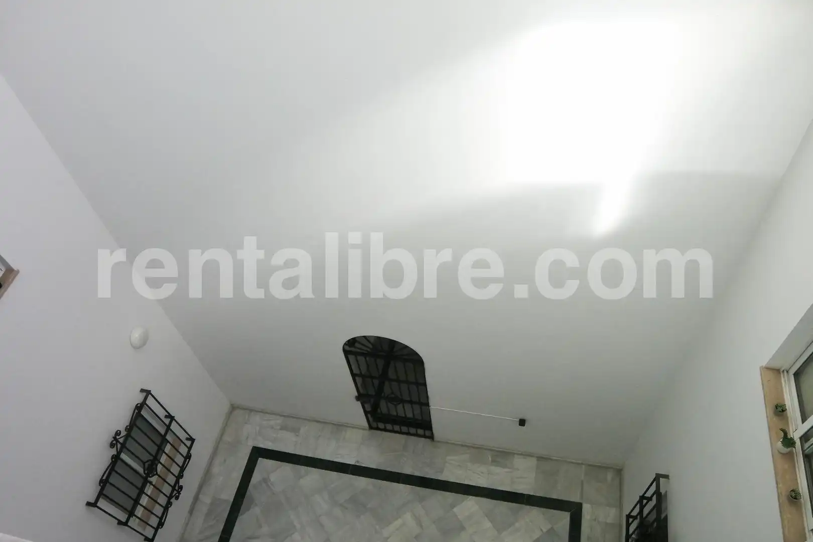 Attic for sale in Jerez de la Frontera  with Air Conditioner, Terrace and Furnished