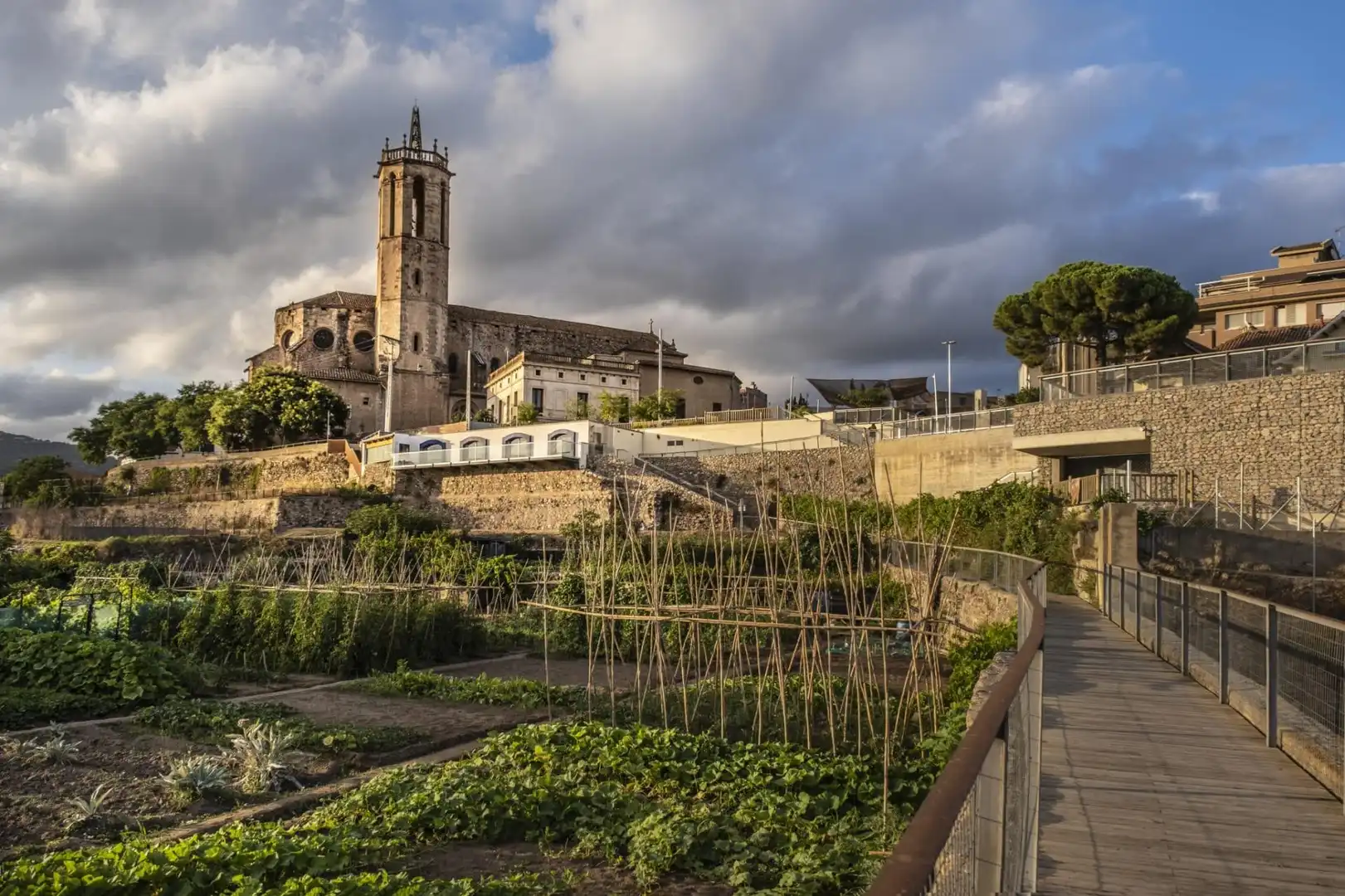 Vista exterior de Casa o xalet en venda en Caldes de Montbui amb Aire condicionat, Calefacció i Jardí privat