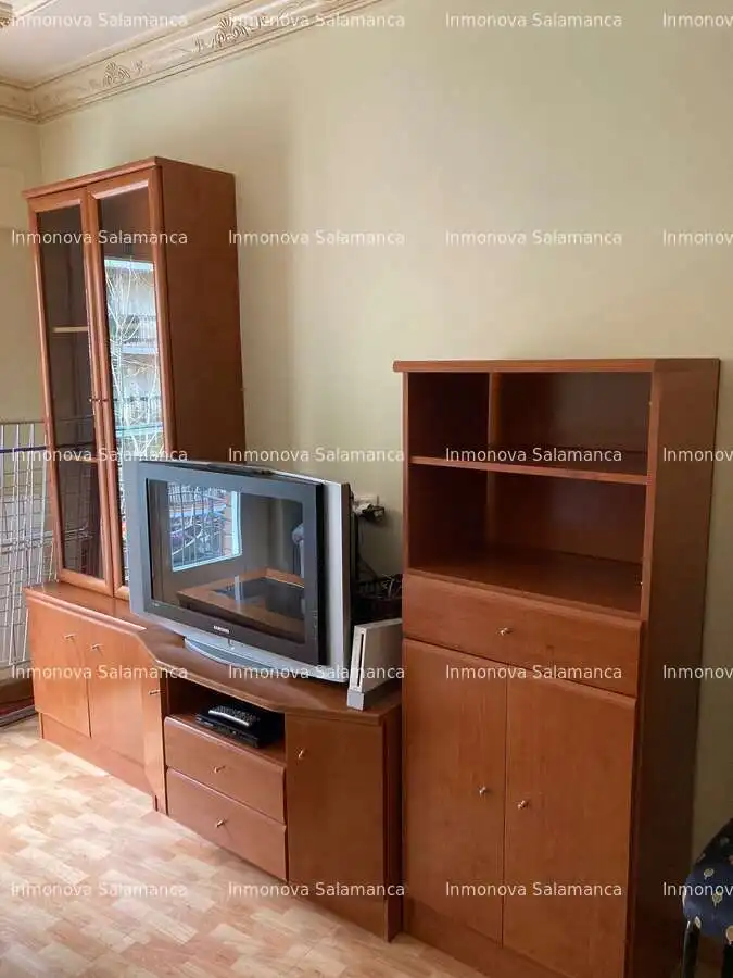 Flat with balcony to rent in Chinchibarra - Capuchinos, imagen 2
