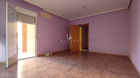 Foto 3 de Piso en venta en Calle Pintor Pedro Cano, Beniel, Murcia