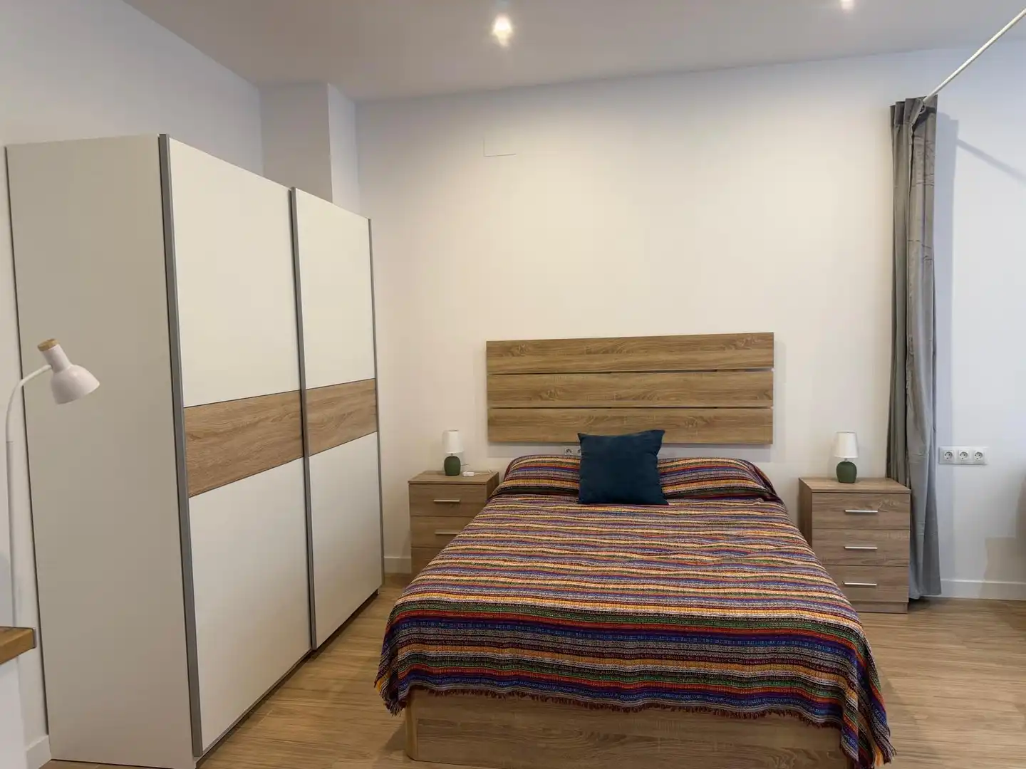 Habitación de Estudio de alquiler en Torremolinos con Aire acondicionado, Calefacción y Amueblado