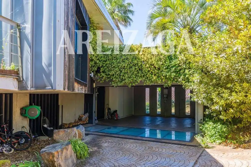Vista exterior de Casa o chalet en venta en Donostia - San Sebastián  con Aire acondicionado, Calefacción y Jardín privado