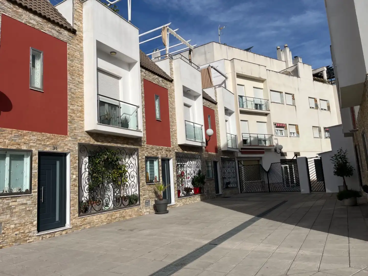 Adossat amb piscina en venda a Calle batalla de bailen 19, imagen 3