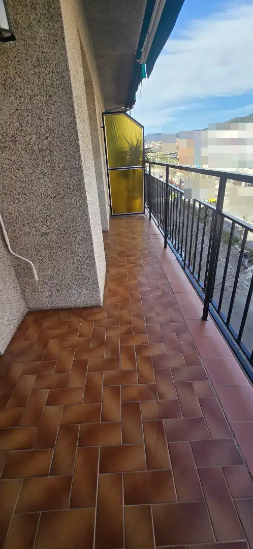 Terraza de Piso en venta en Santa Coloma de Gramenet con Aire acondicionado, Calefacción y Horno