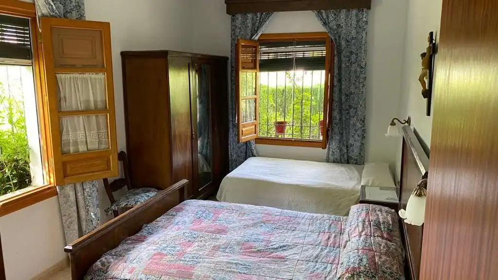 Habitación de Finca rústica en venta en Baena con Jardín privado, Terraza y Piscina
