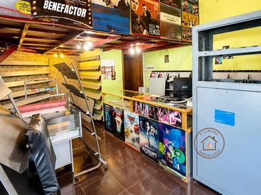 Locale commerciale in affitto a Ribadavia