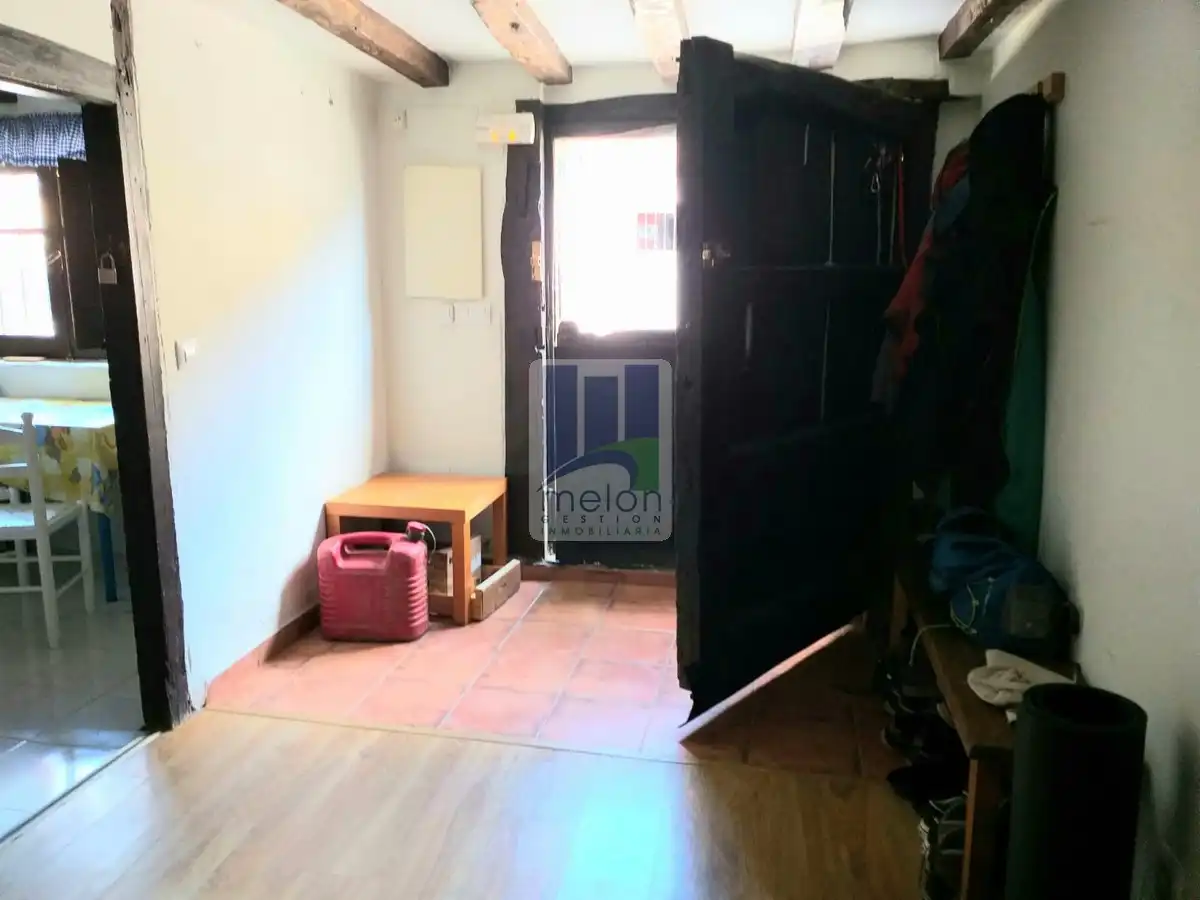 Houses for sale in Arlanzón  with Storage room