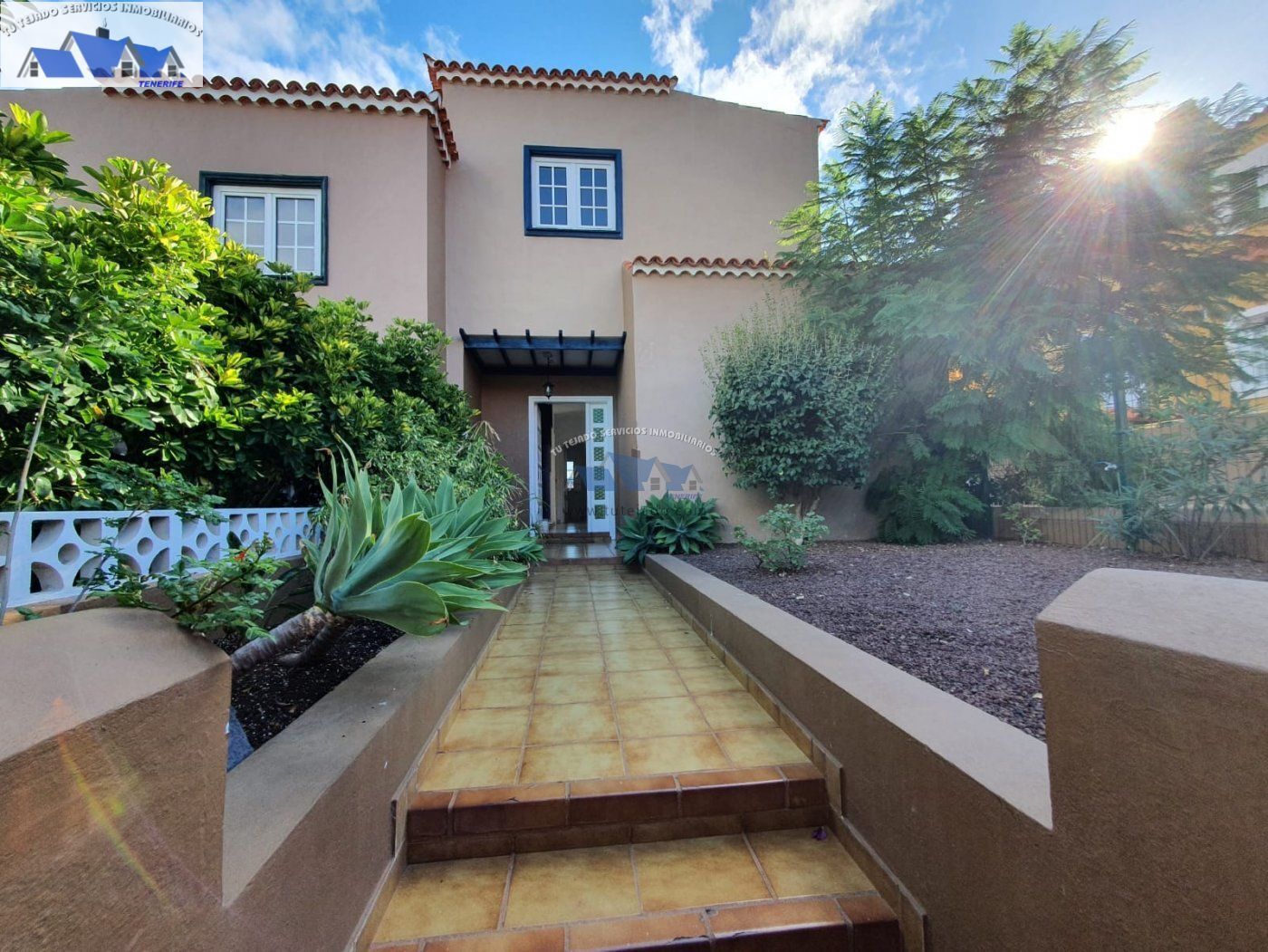 Single-family semi-detached to rent in San Antonio - Las Arenas