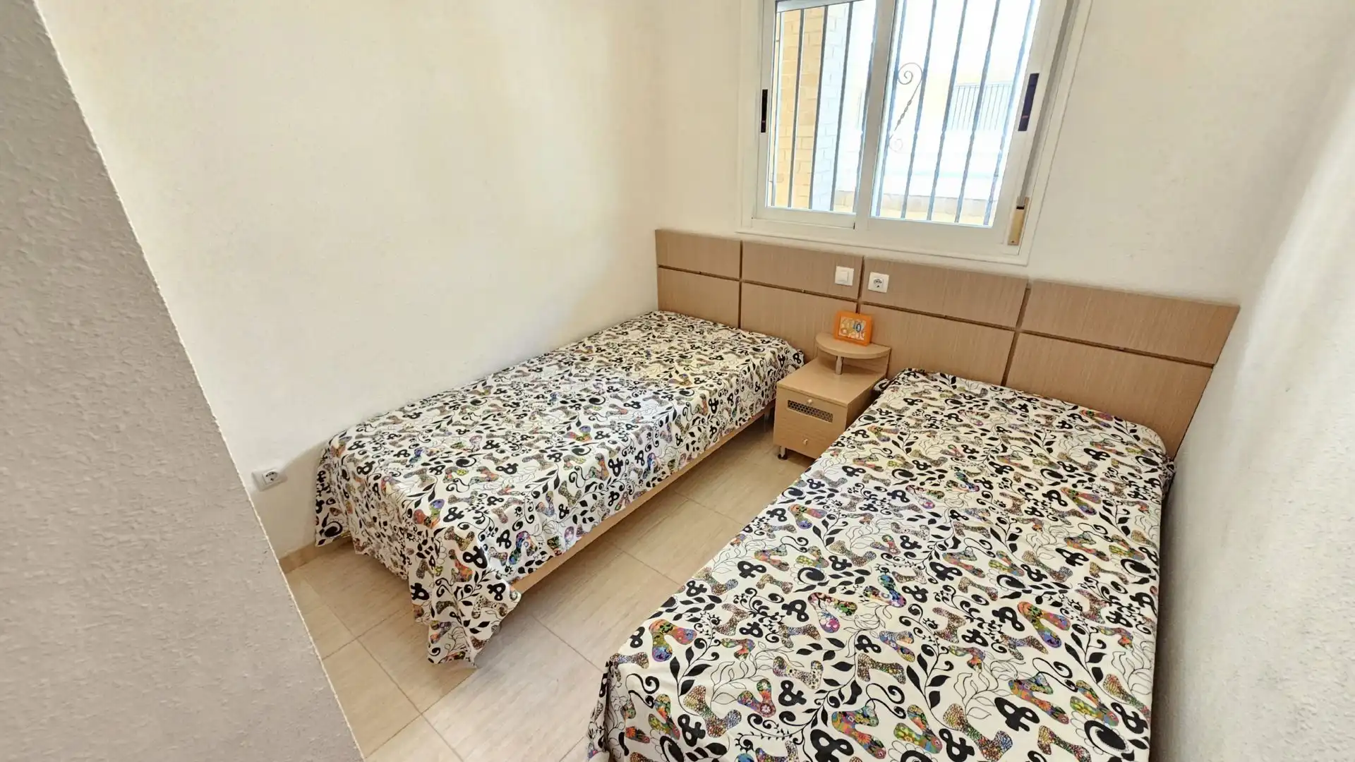Dormitori de Apartament en venda en Oropesa del Mar / Orpesa amb Aire condicionat, Calefacció i Terrassa