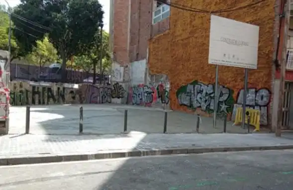 Vista exterior de Oficina en venda en Barcelona