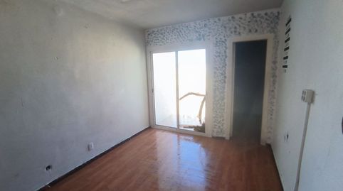 Foto 3 de Piso en venta en C/ Pirineus, Fondo, Santa Coloma de Gramenet