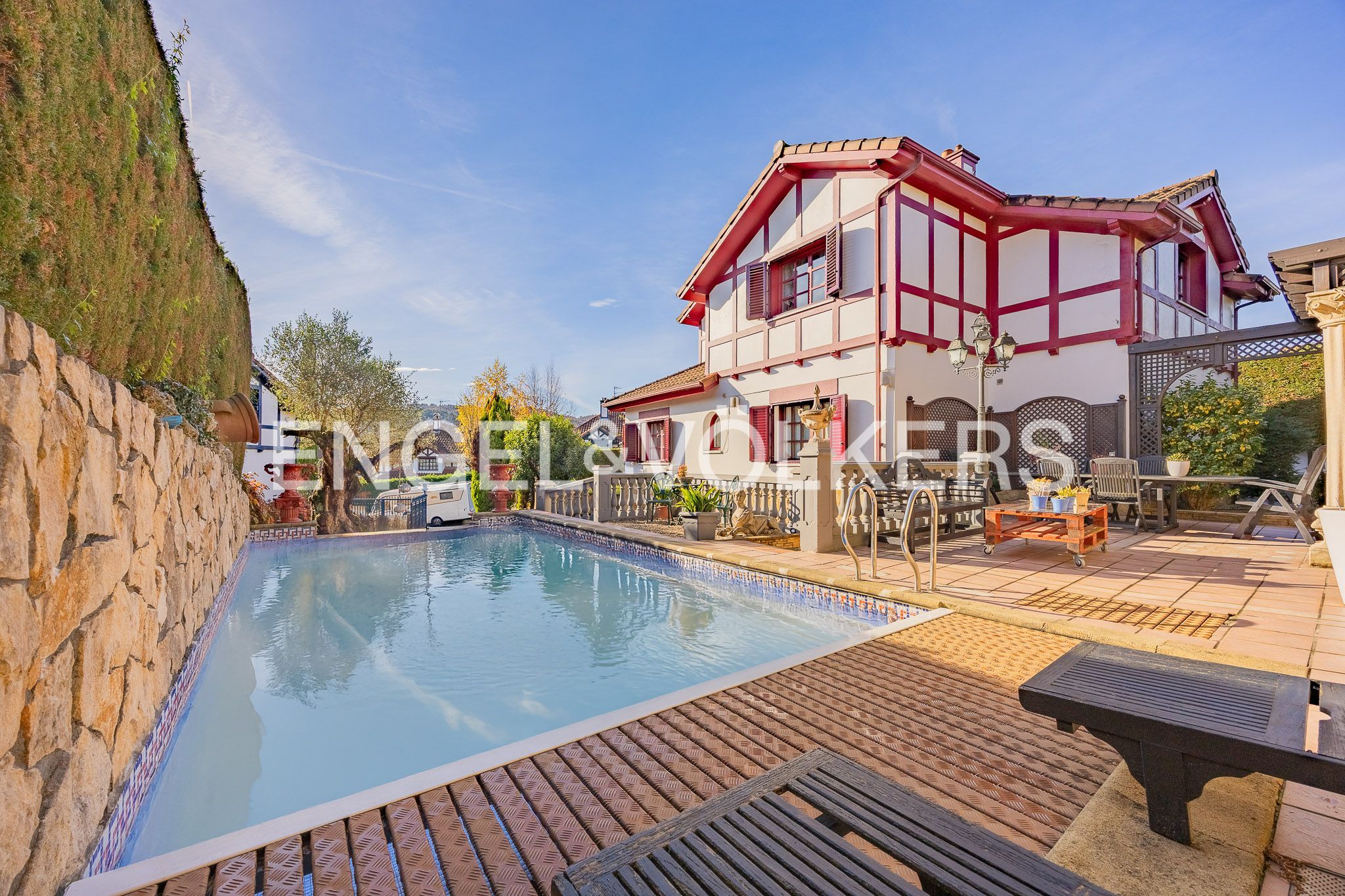 Country house for sale in Galdakao