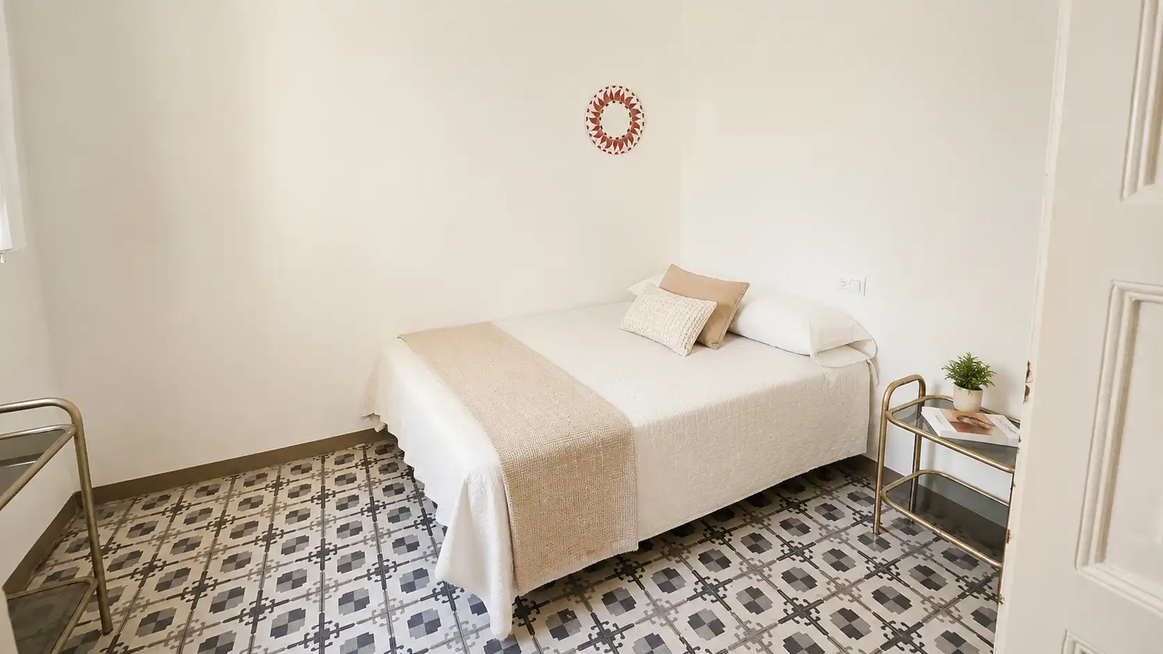 Habitación de Piso en venta en Figueres con Balcón y Internet