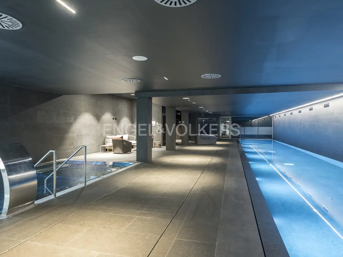 Piscina de Piso en venta en Barcelona con Aire acondicionado, Calefacción y Parquet