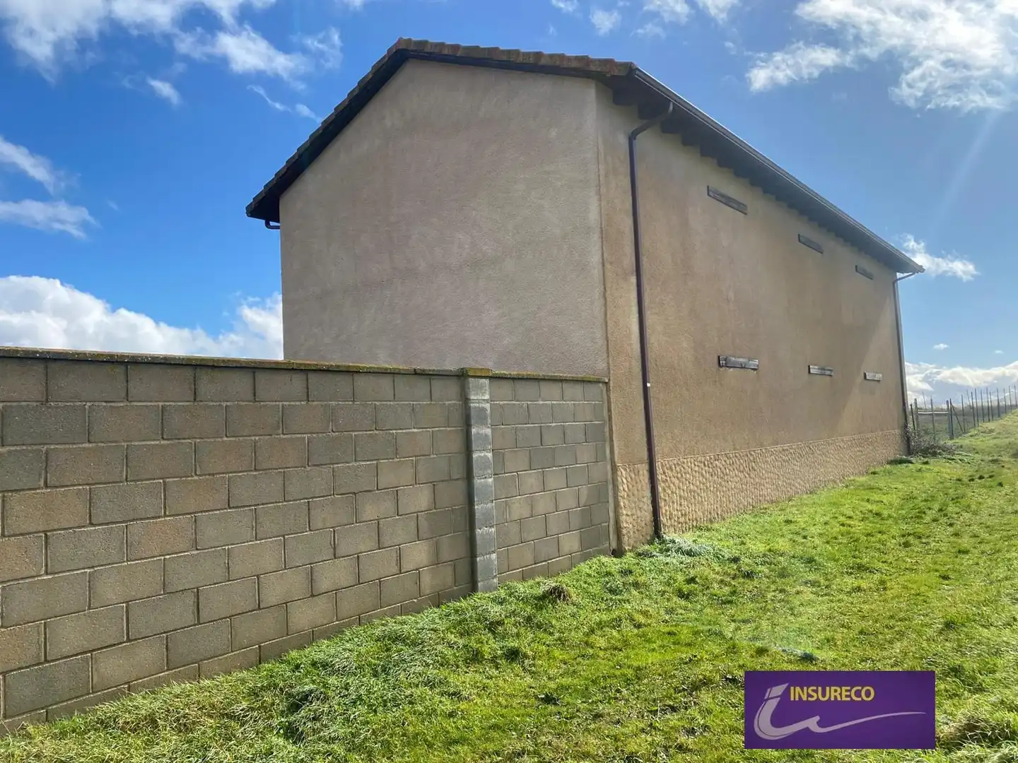 Edifici en venda en Gradefes