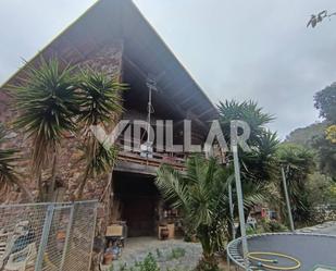 Vista exterior de Finca rústica en venda en Dosrius amb Calefacció, Jardí privat i Terrassa