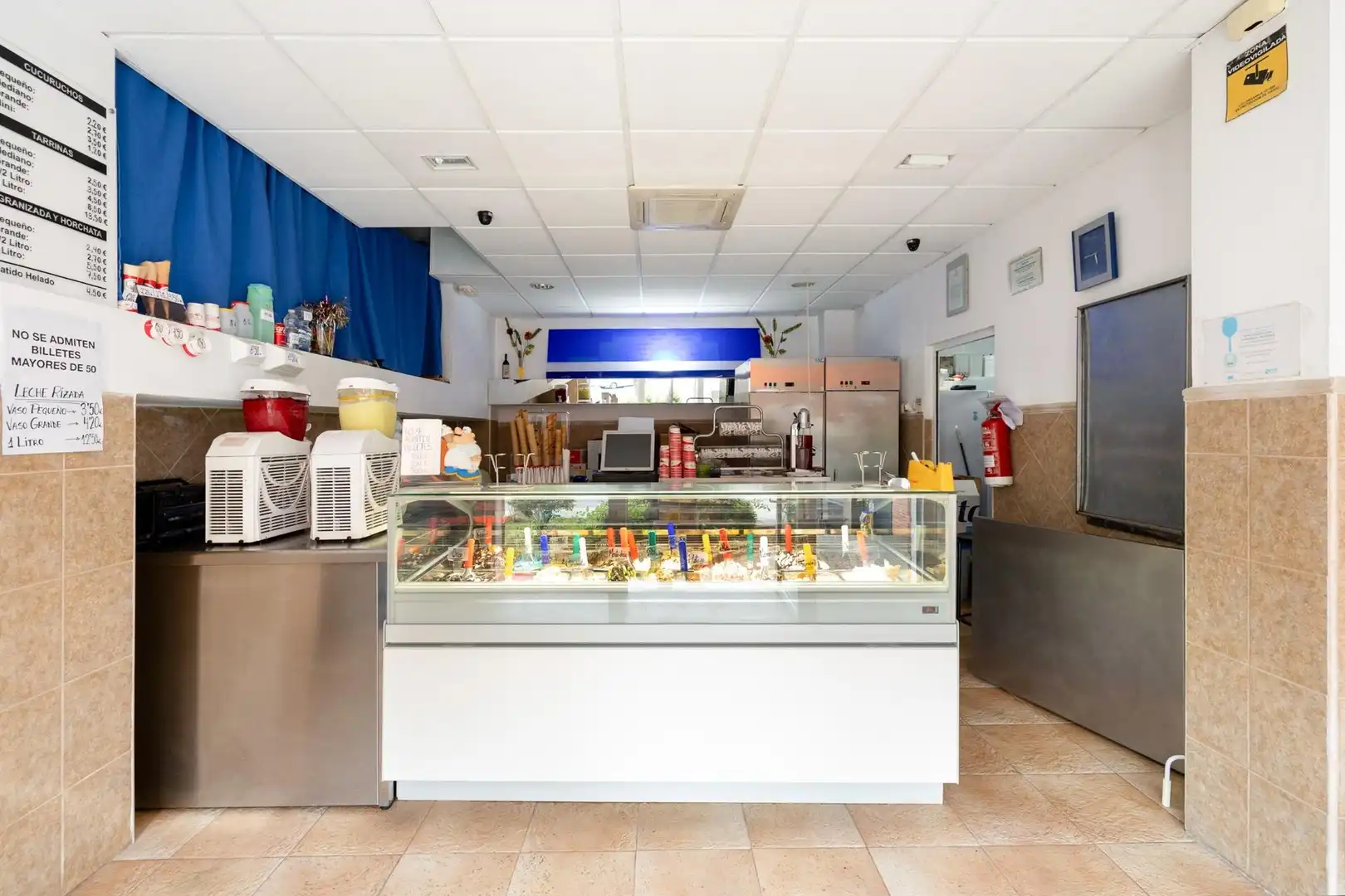 Business premises for sale in Calle Gabriela Mistral 2, imagen 5