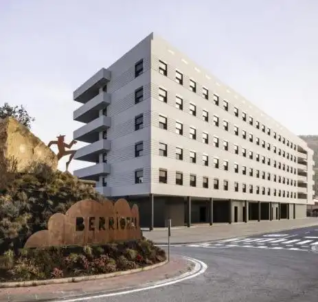 Vista exterior de Ático en venta en Berriozar con Calefacción, Terraza y Trastero