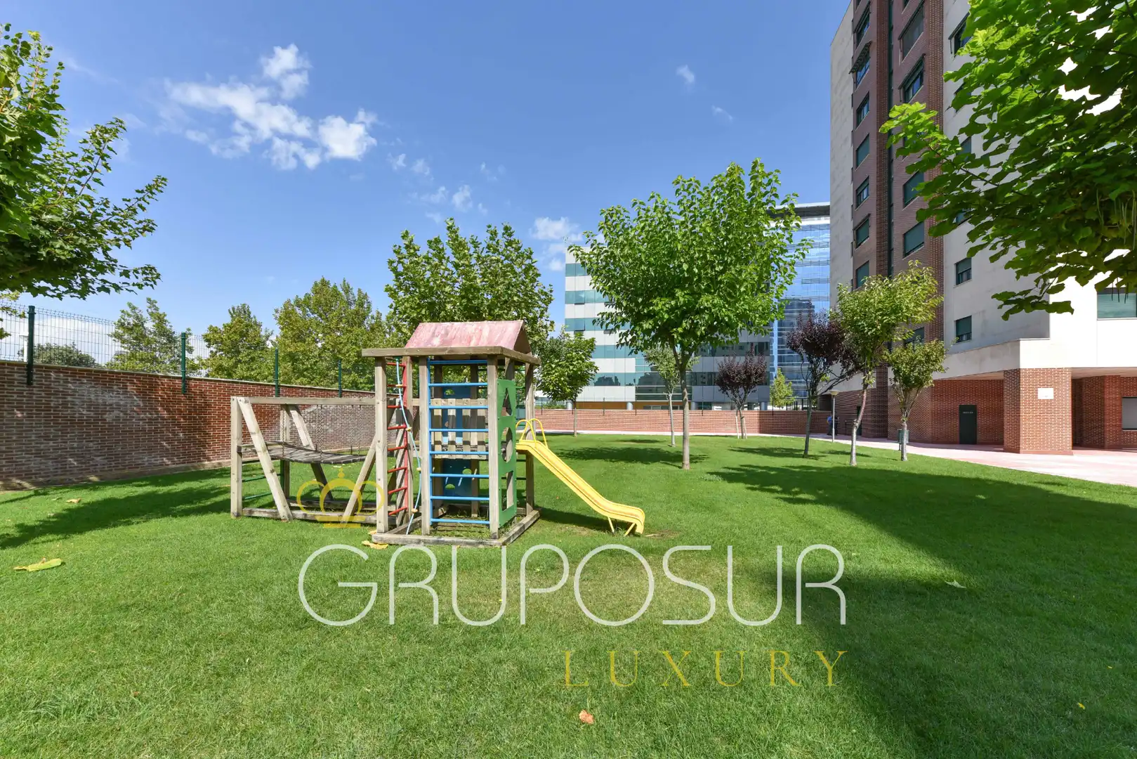 Jardí de Àtic en venda en Valladolid amb Calefacció, Parquet i Terrassa