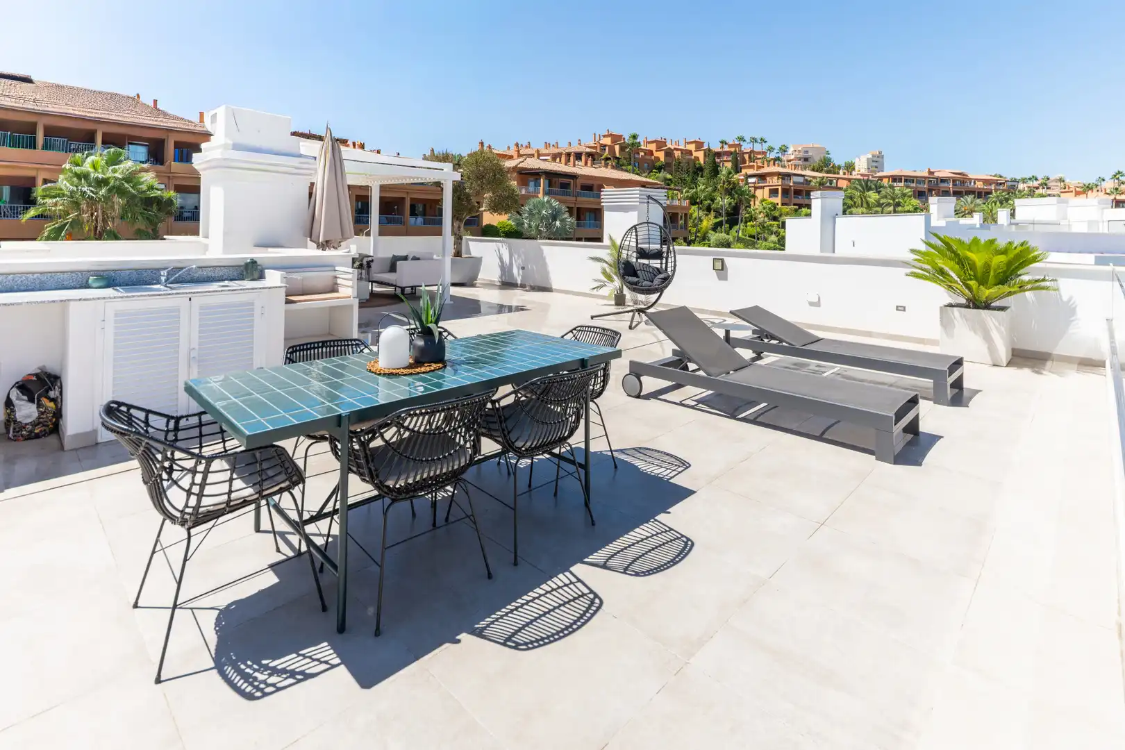 Penthouse with balcony for sale in Estepona Pueblo, imagen 25
