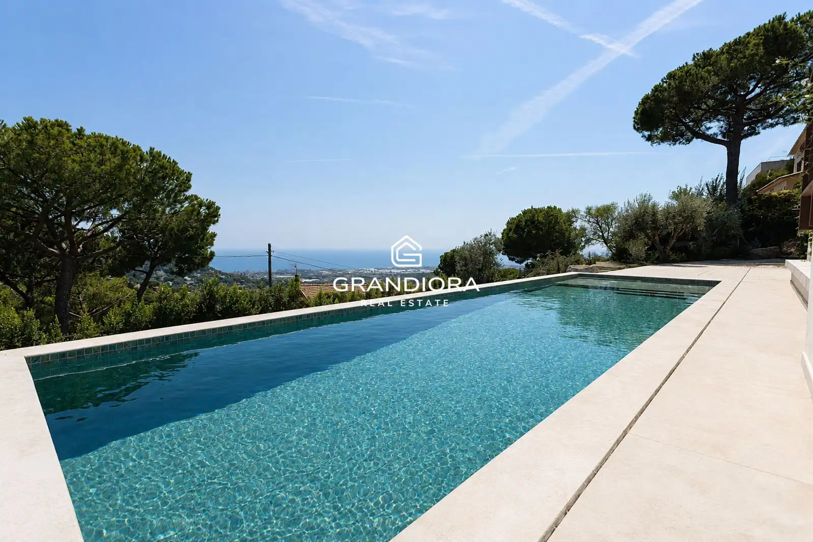 Garden of Houses for rent in Cabrils  with Air Conditioner, Heating and Storage room