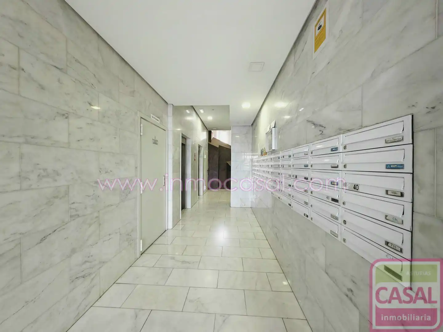 Piso en venta en Oviedo  con Calefacción, Trastero y Amueblado