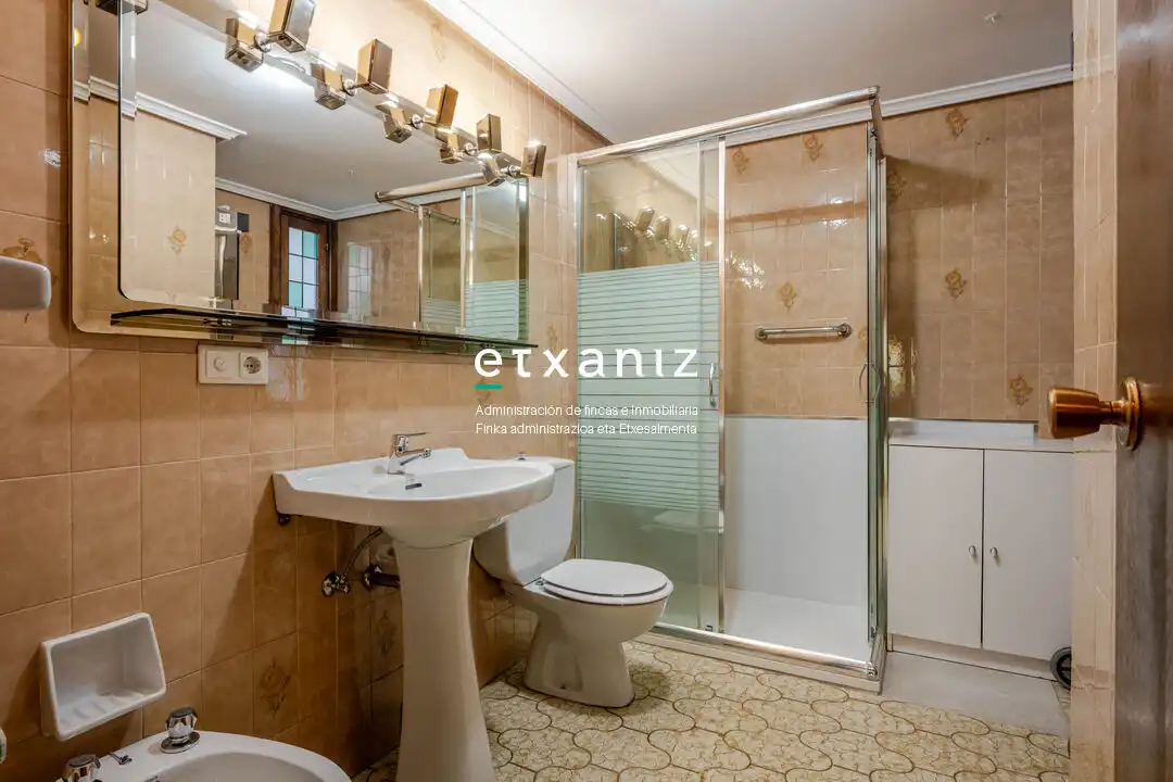 Piso con ascensor en venta en Catalina de Erauso Kalea, imagen 20