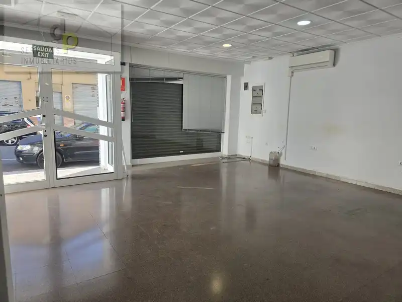 Local commercial à louer à Carrer Riu Xúquer 34