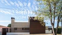 Exterior view of House or chalet for sale in Oleiros  with Heating, Private garden and Terrace