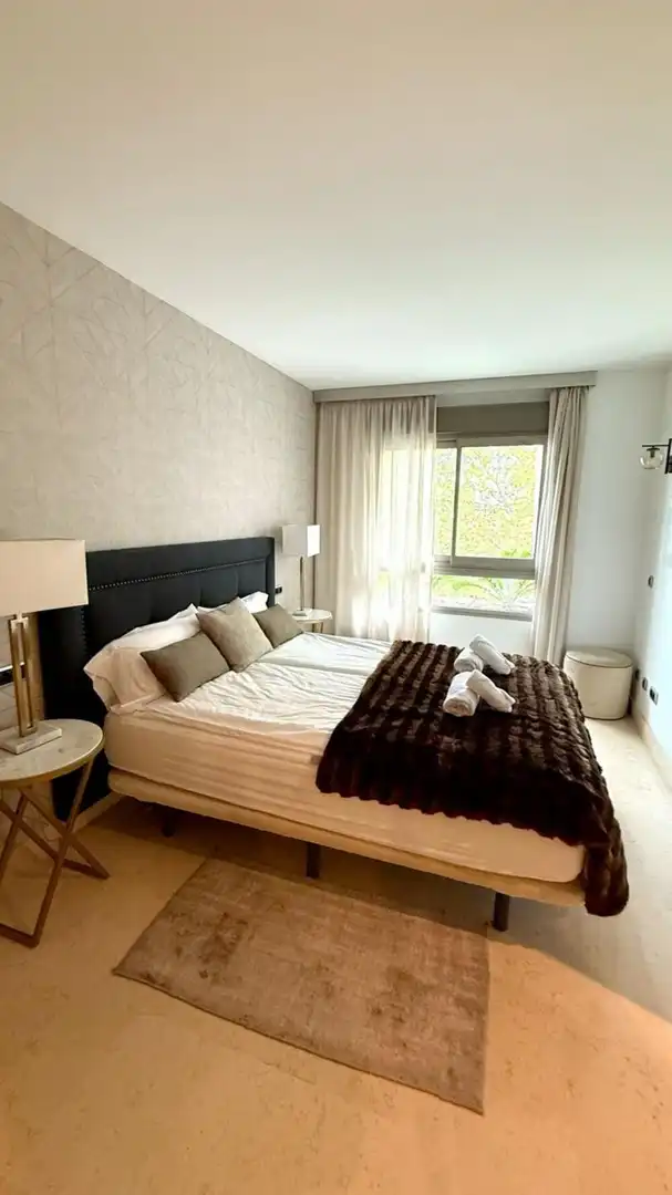Bedroom of Apartments for rent in Marbella  with Air Conditioner, Terrace and Swimming Pool